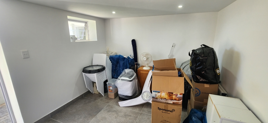 3 Bedroom Property for Sale in Dana Bay Western Cape